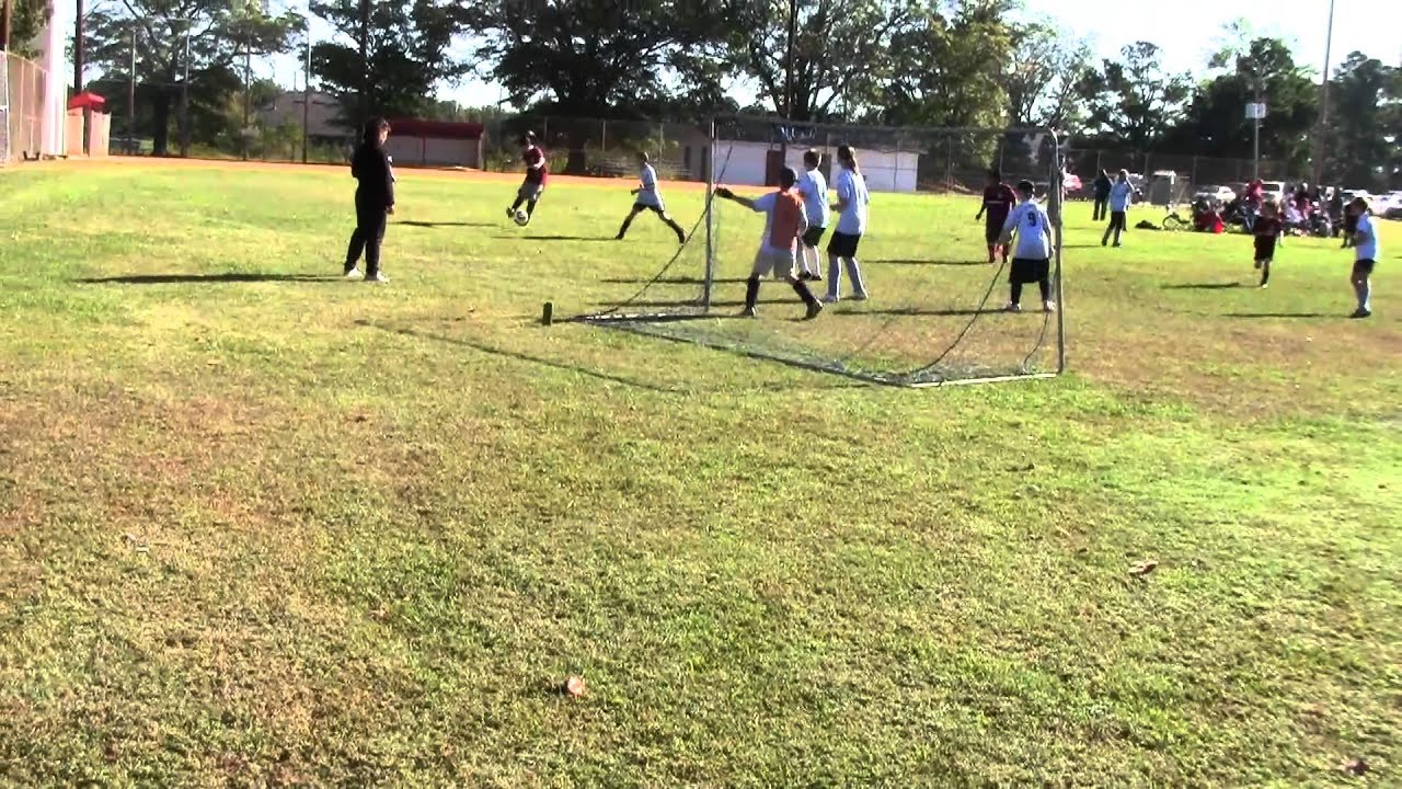 Smoak Kids Archer Lodge Soccer Oct 2010 HUNTER CORNER KICK SOG 93