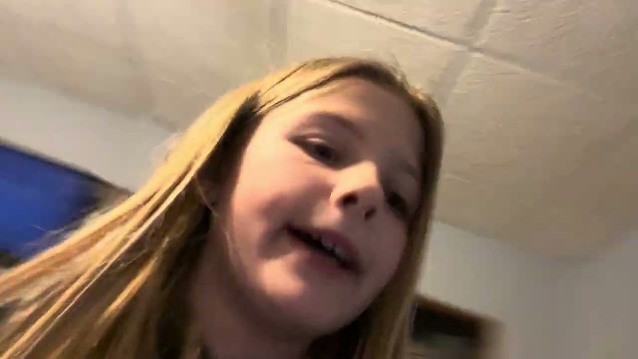 CLEAN OUR BEDROOM AT GRANDMAS HOUSE!!!!!!!!!!!!!!!!!!! 