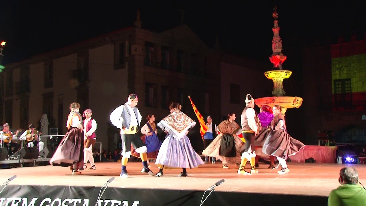 Aragonese folk dance: Vals de las flores
