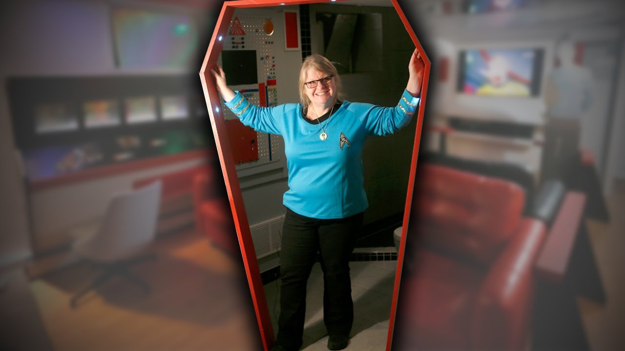 Homemade Starship Enterprise: Star Trek Enthusiast Recreates Iconic Ship