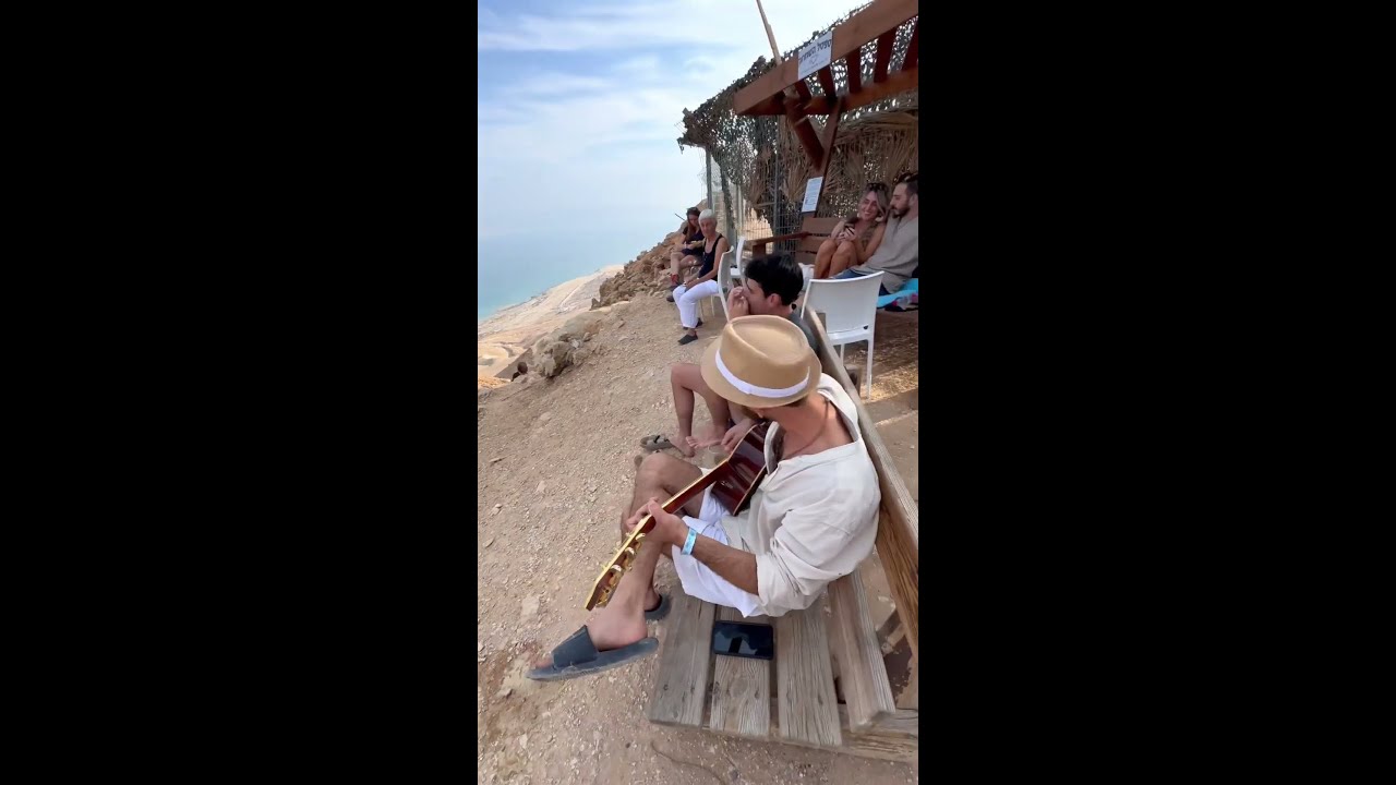 🎸 + Harmonica + Neil Young + Desert