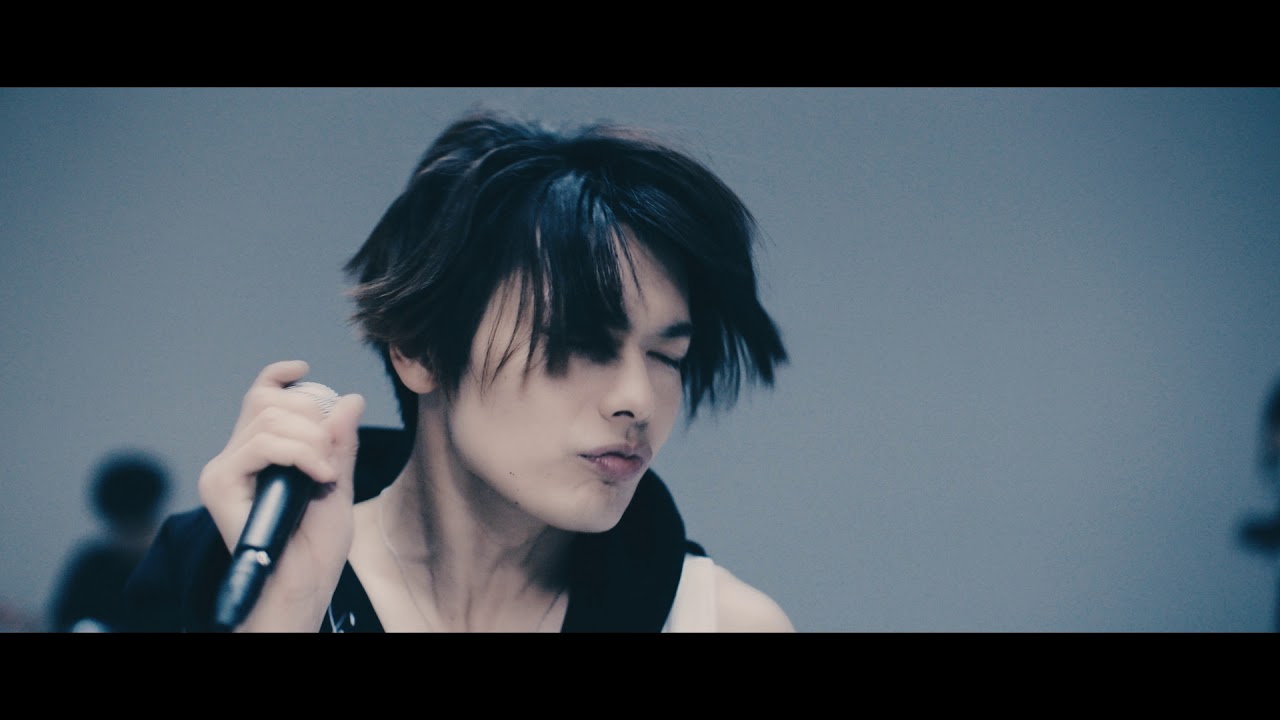 崎山つばさ / Crescent Moon