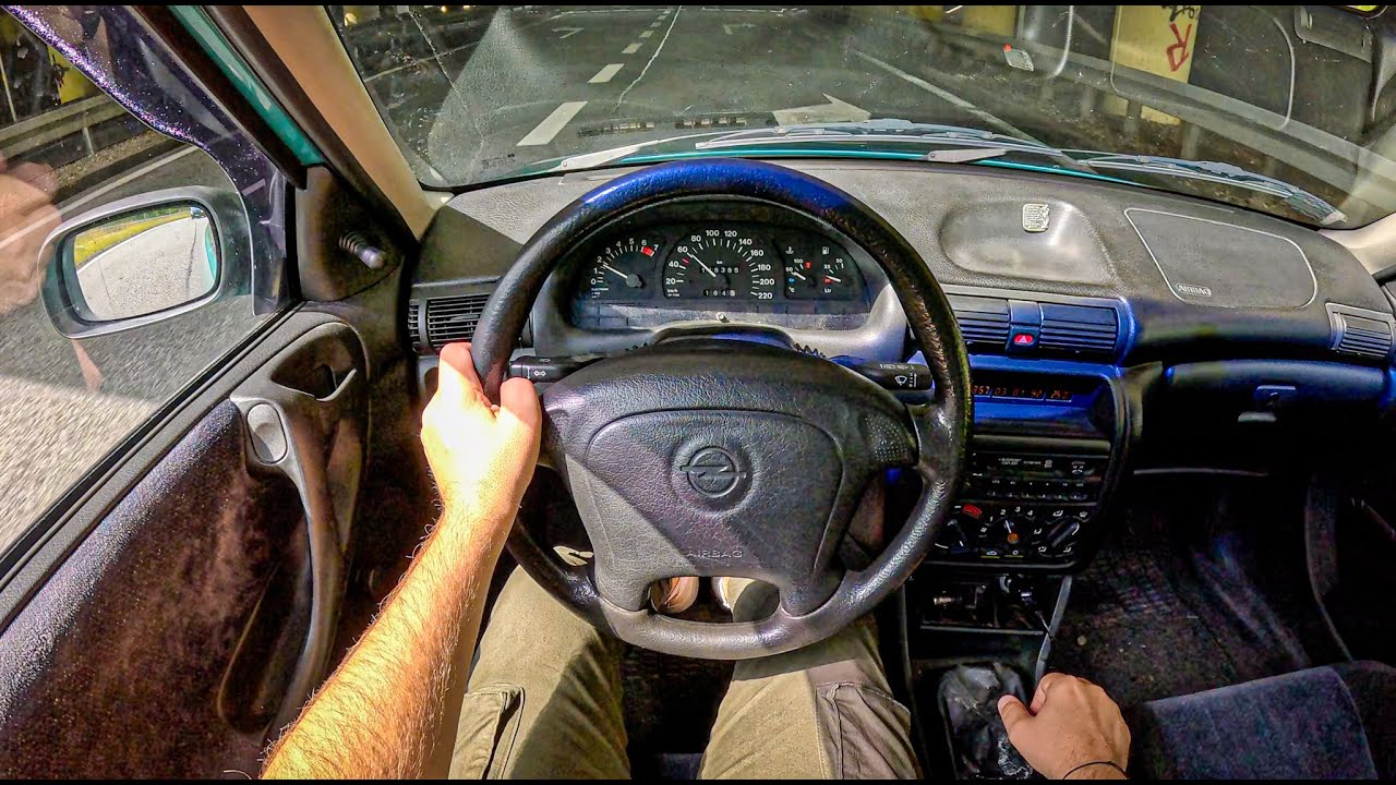 1996 Opel Astra F [1.6 I 16V 100 hp] |0-100| POV Test Drive #2103 Joe Black