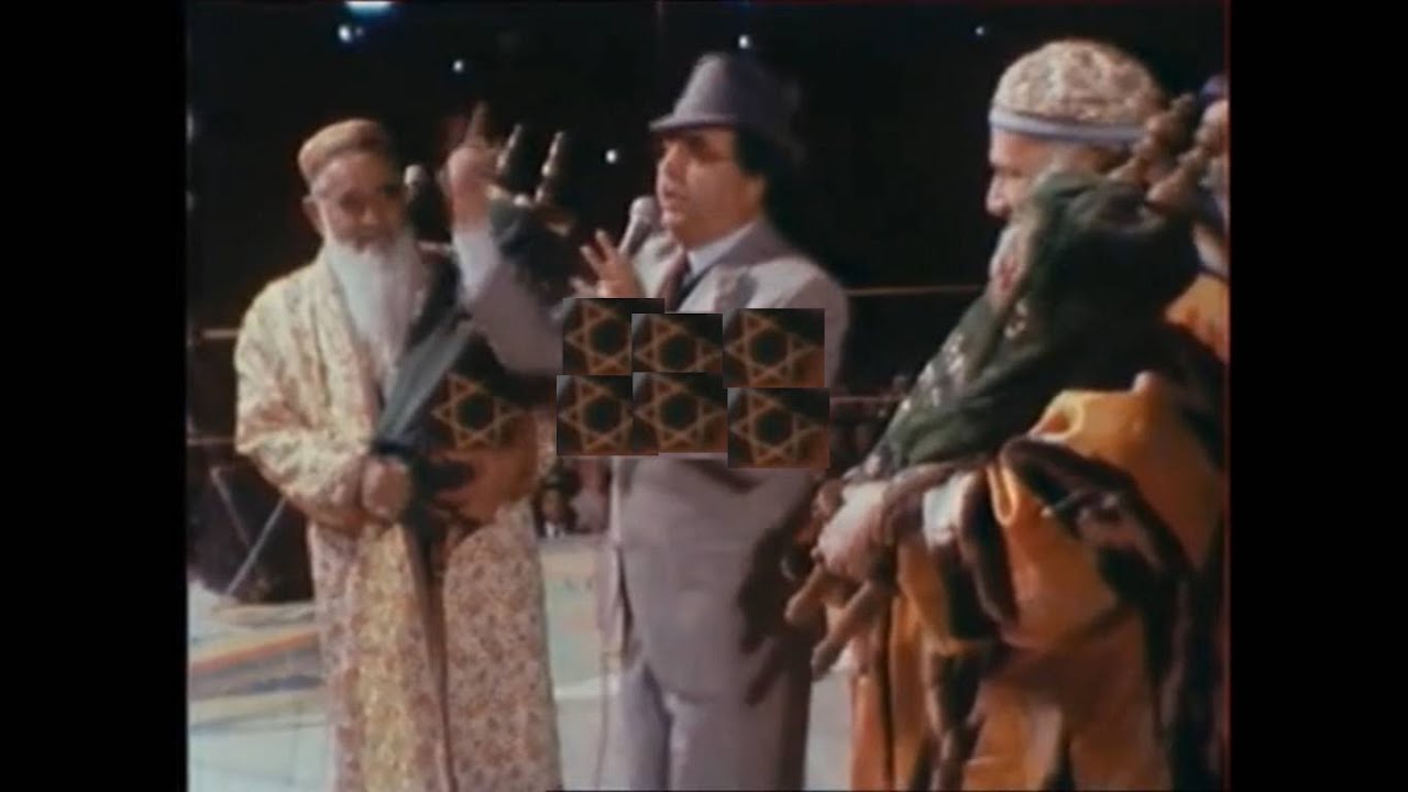 Simchat Torah שִׂמְחַת תּוֹרָה celebration - Jo Amar ג'ו עמר,  Chassidic & other Jews (Israel, 1987)