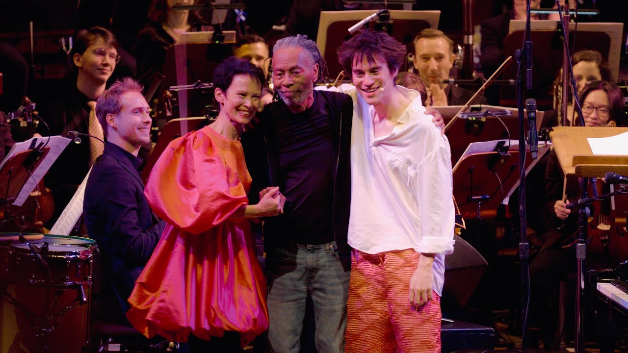 Bobby McFerrin conducts Mozart No. 29 at Jacob Collier's Audience Symphony Orchestra Soundcheck