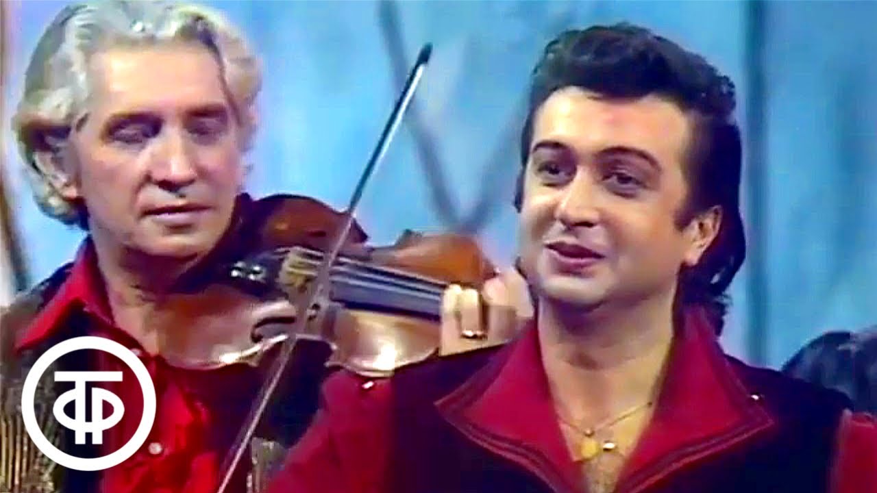 Виктор Светлов 