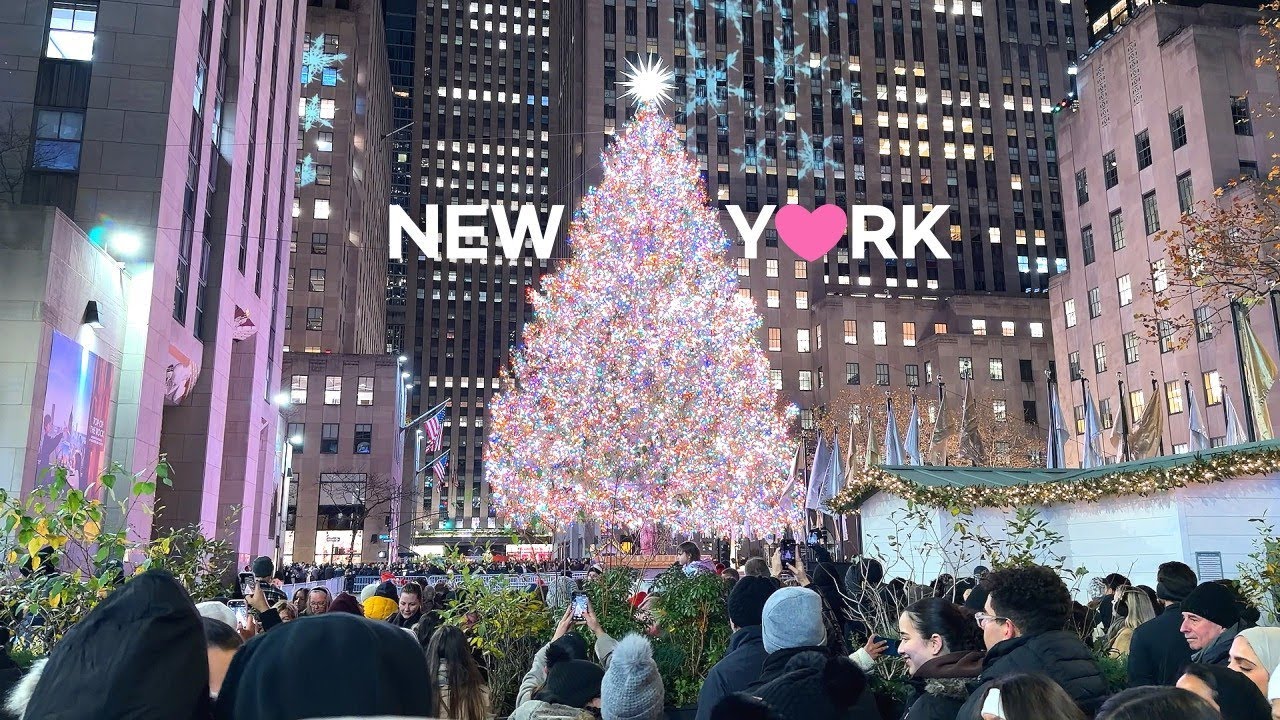 Rockefeller Center Christmas Walk in NEW YORK 🎅 Holiday Season 25 December 2025 🎄 Walking Tour 4K