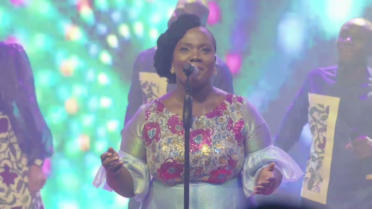 BECKY BONNEY | CELEBRATION OF GRACE AND MERCY | "BROKEN BUT BLESSED '22" (ENGLISH WORSHIP MEDLEY)