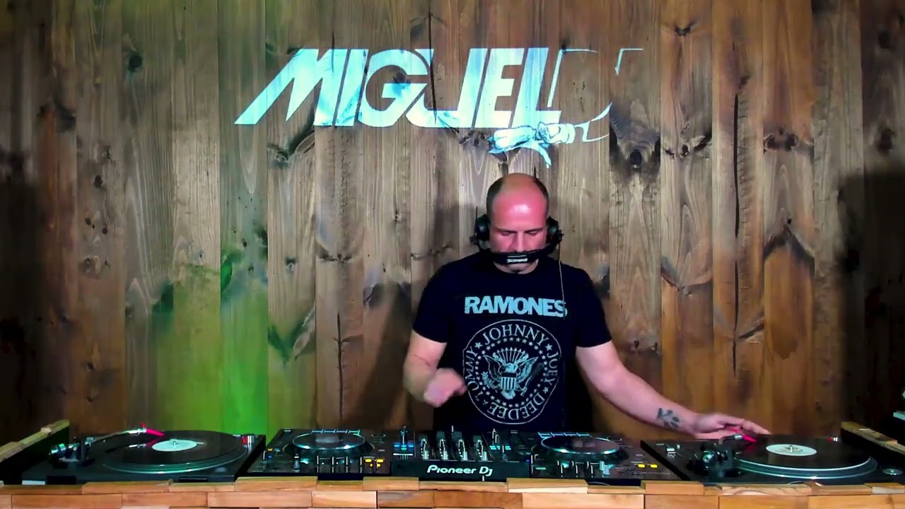 Miguel Dj - SESION REMEMBER - Bunker Set Room (Mayo 2023)