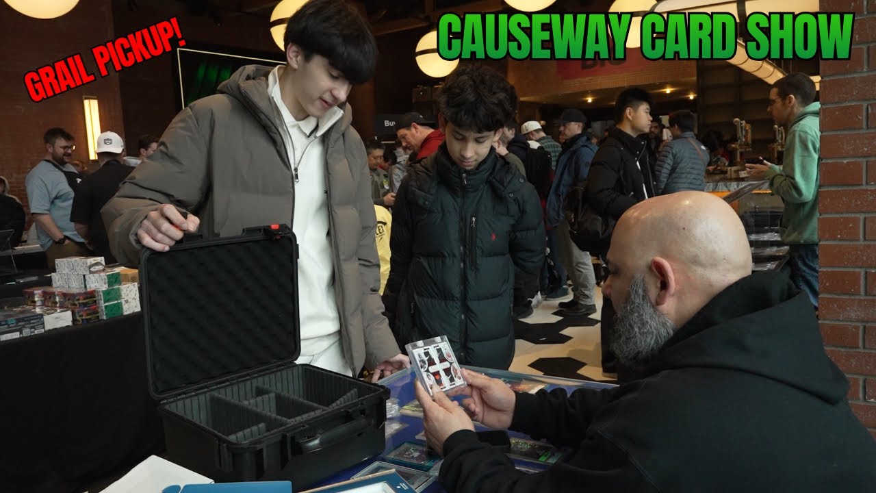 Picking Up A Kobe GRAIL At The Causeway Card Show! 