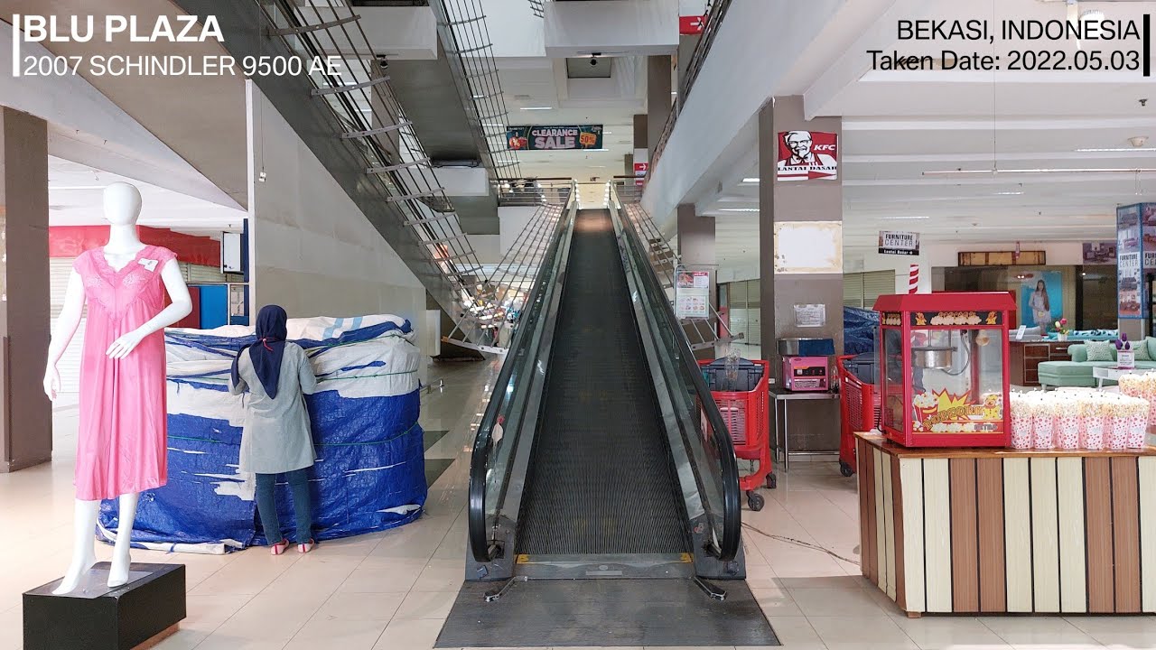 Schindler 9500 AE Travelators at Blu Plaza, Bekasi, Indonesia