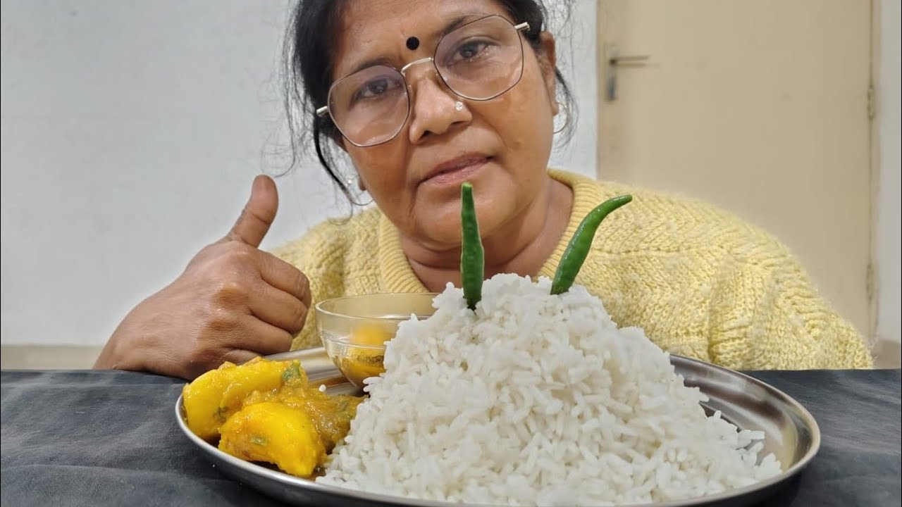 BIGBITES, EATING RICE WITH PONA MACHER JHOL, DUM ALU ||