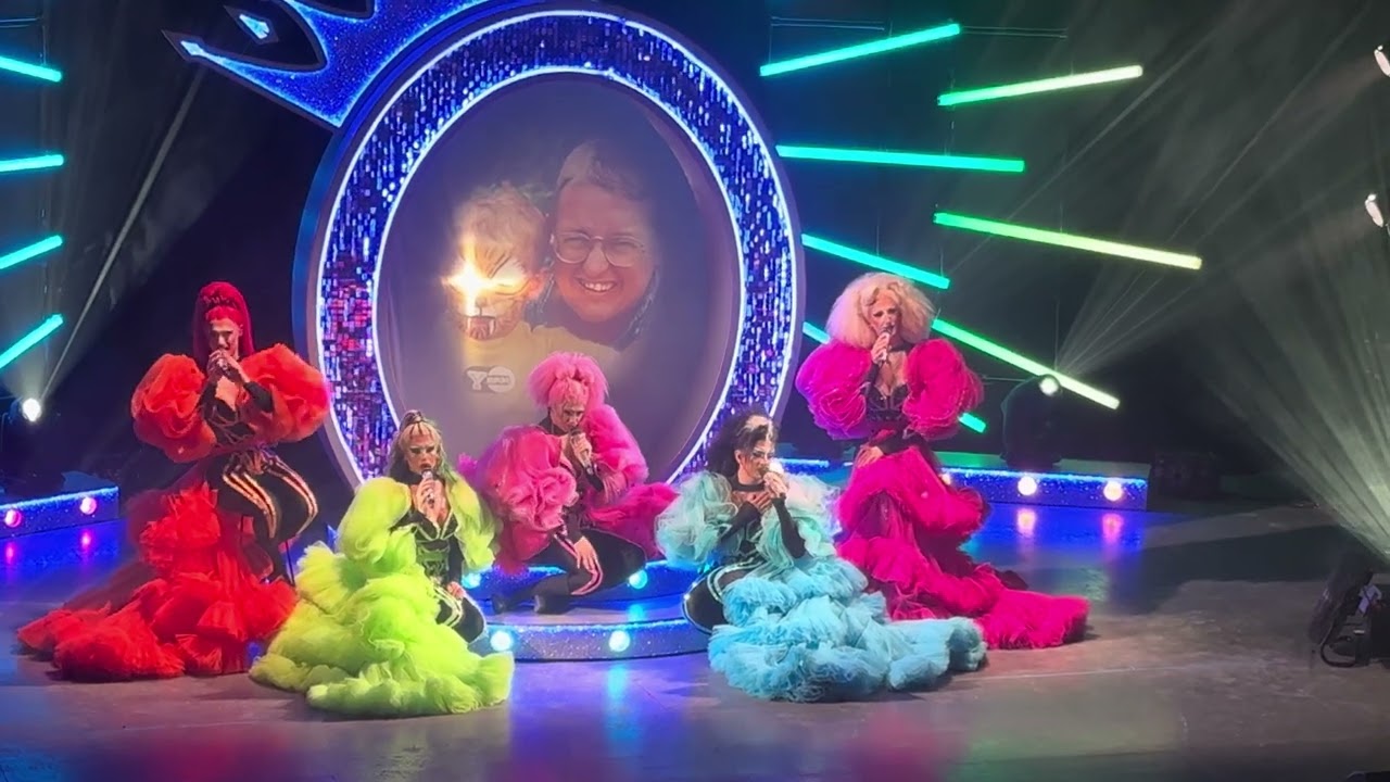Drag Queenz in Torquay - Finale Medley