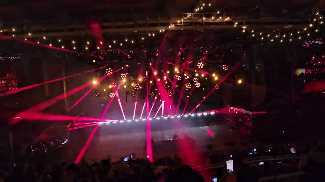 Skrillex @ Red Rocks Colorado 2023 - Still Here (with the ones that I came with), Leave Me Like This