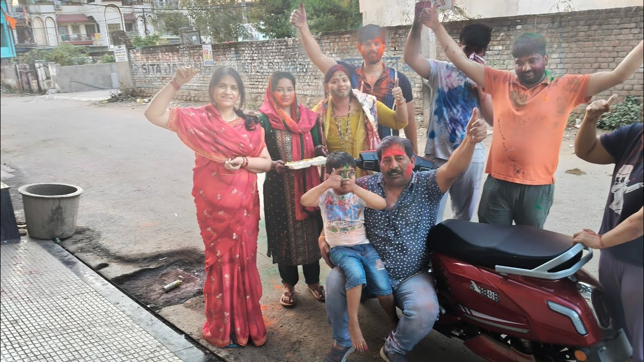 Is baar holi mummy k ghar ki# like and share #please subscribe my channel beat channel blocks🙏🙏🙏