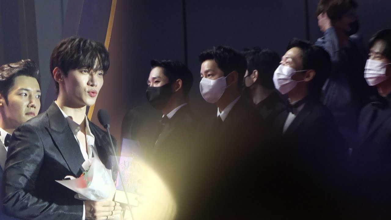 송중기 정해인은 이준호의 수상소감 리엑션 ㅣ APAN Star Awards 2022