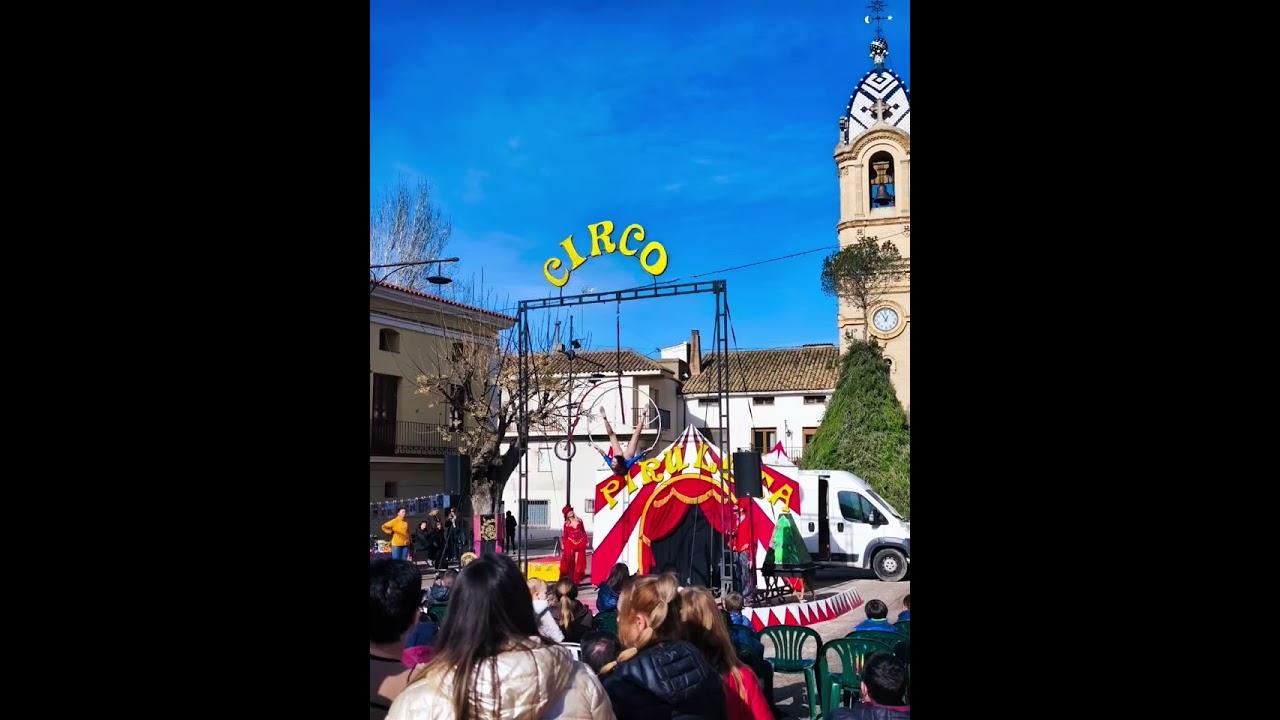 montaje y desmontaje del circo Piruleta.