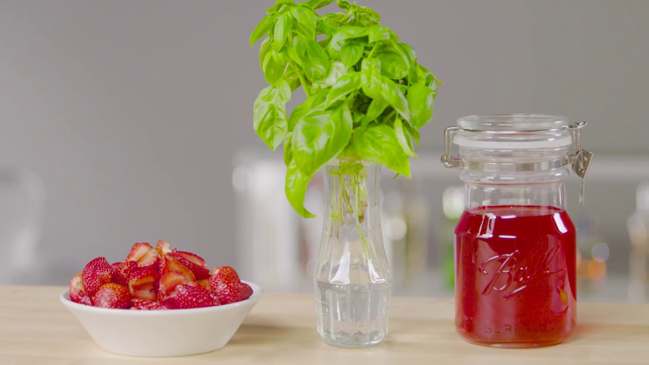 How to Make 🍓Strawberry Basil Infused Vodka🍓  #strawberryvodka #smirnoff #mixology