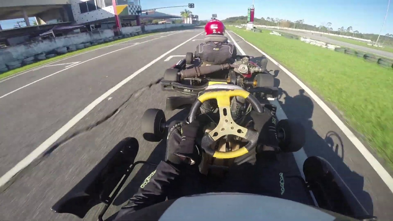 Kart 4Tempos - Treino de Ultrapassagem e Defessa - Kartódromo de Guapimirim