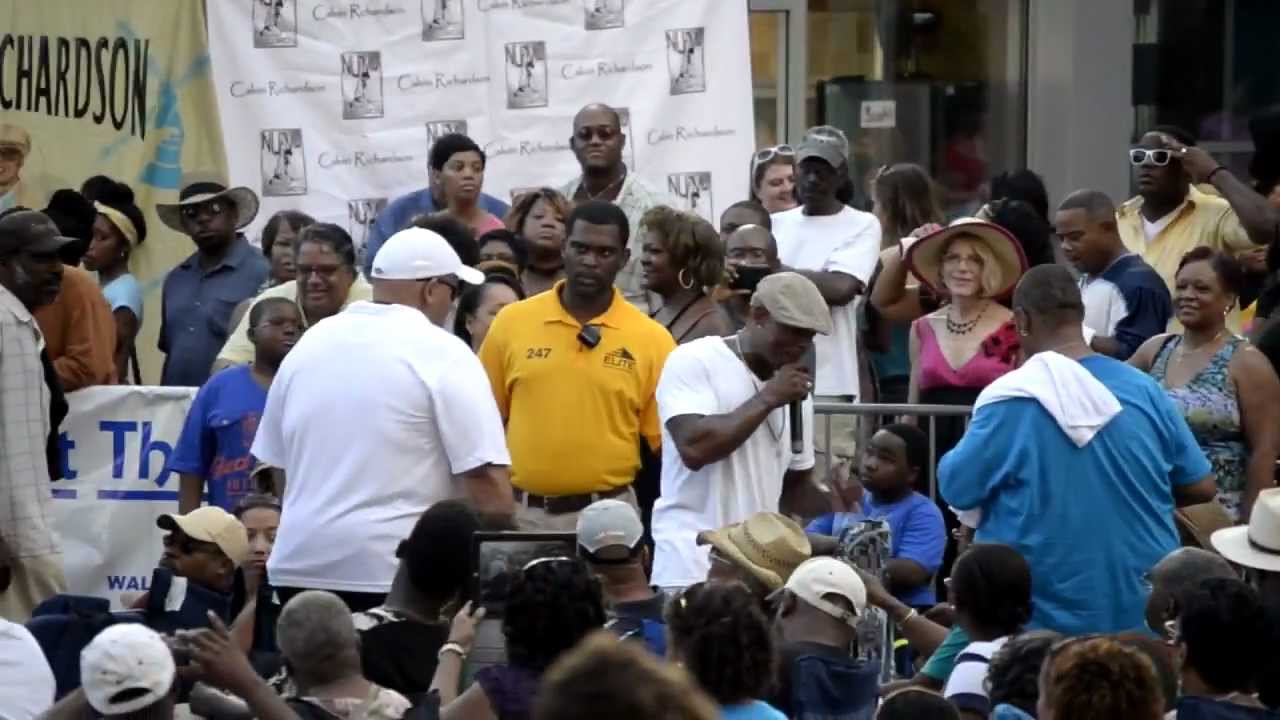 Calvin *The Prince Of Soul* Richardson performs live.part 2