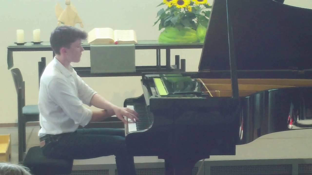 Sebastian Fu&szlig; plays Beethoven Sonata op. 53 