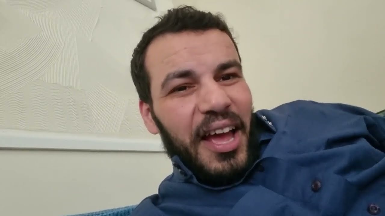 أمير ديزاد يفجر قنبلة عن منطقة القبائل
