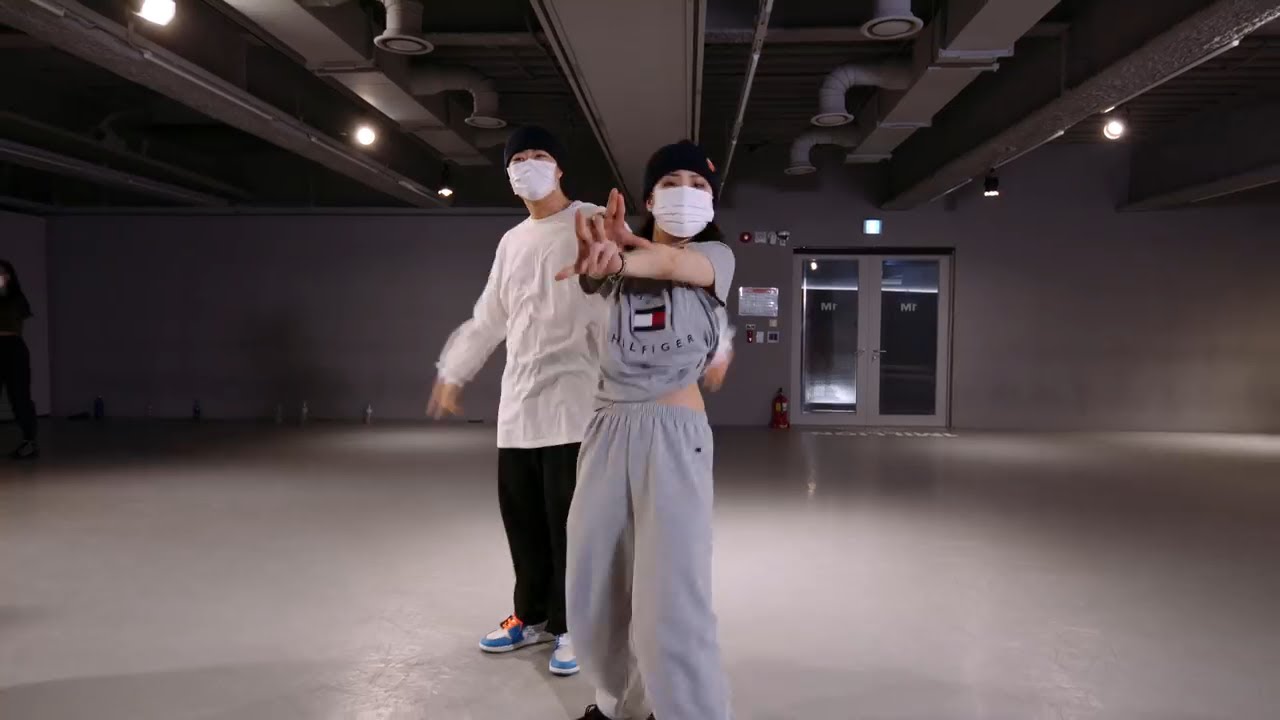 Gwara Nao Para CIRCLE -  Dance Cover ||   and 1MILLION Dance Studio