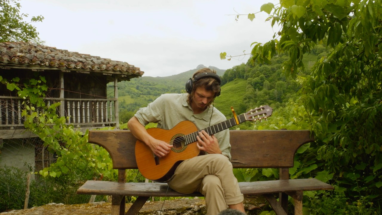 sun meditations - Soft Ambient Guitar (Nylon Strings)