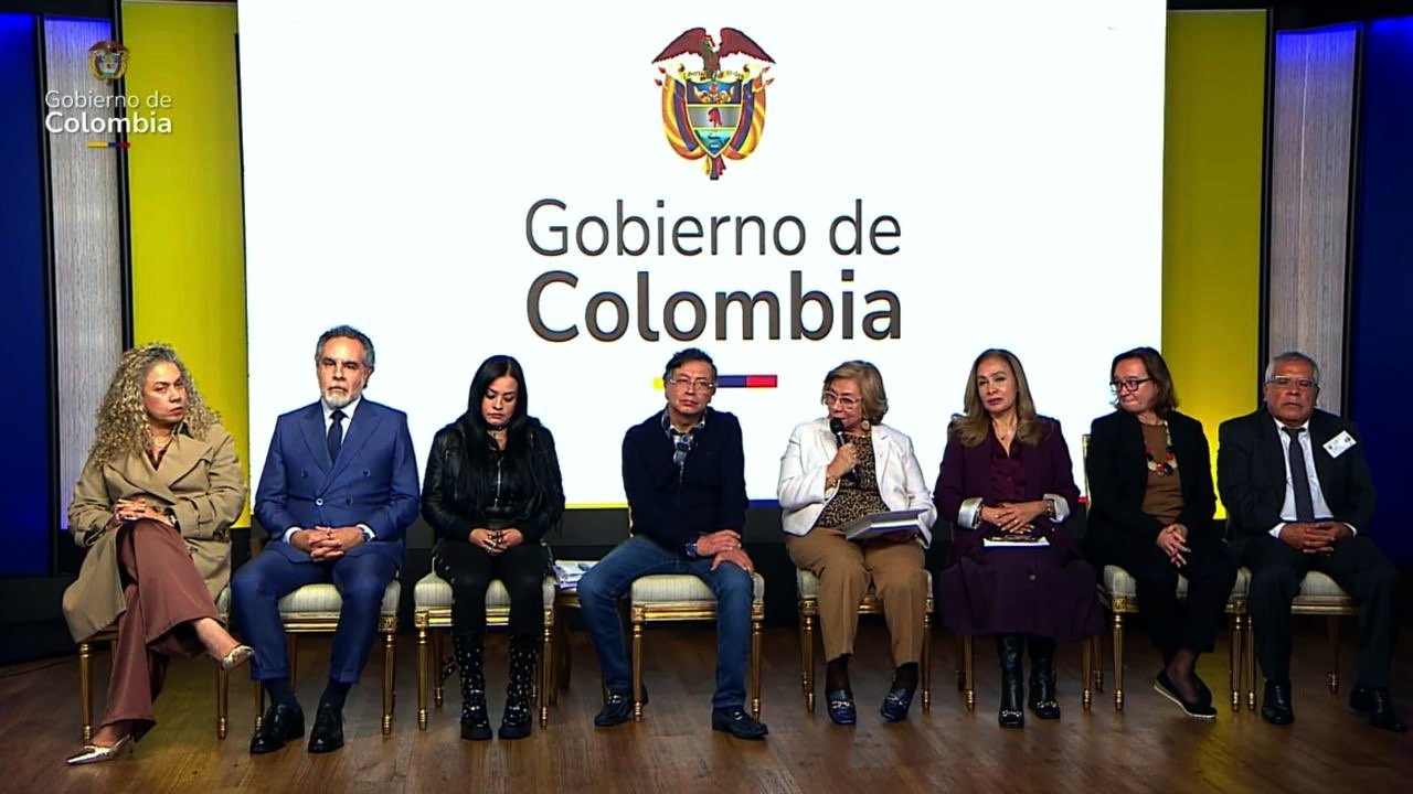 🔴Presidente Petro 🔴 #EnDirecto | Presentamos el nuevo pasaporte colombiano.