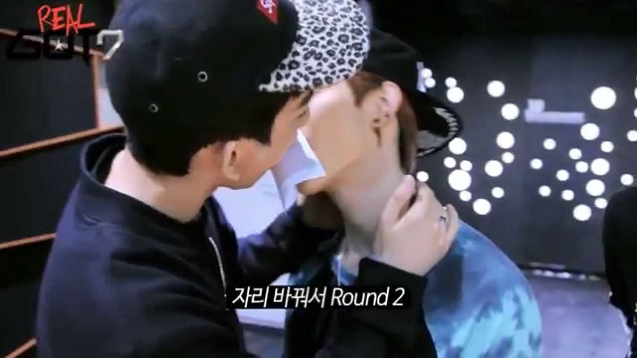 GOT7 Jinyoung & Mark Kiss Compilation♥