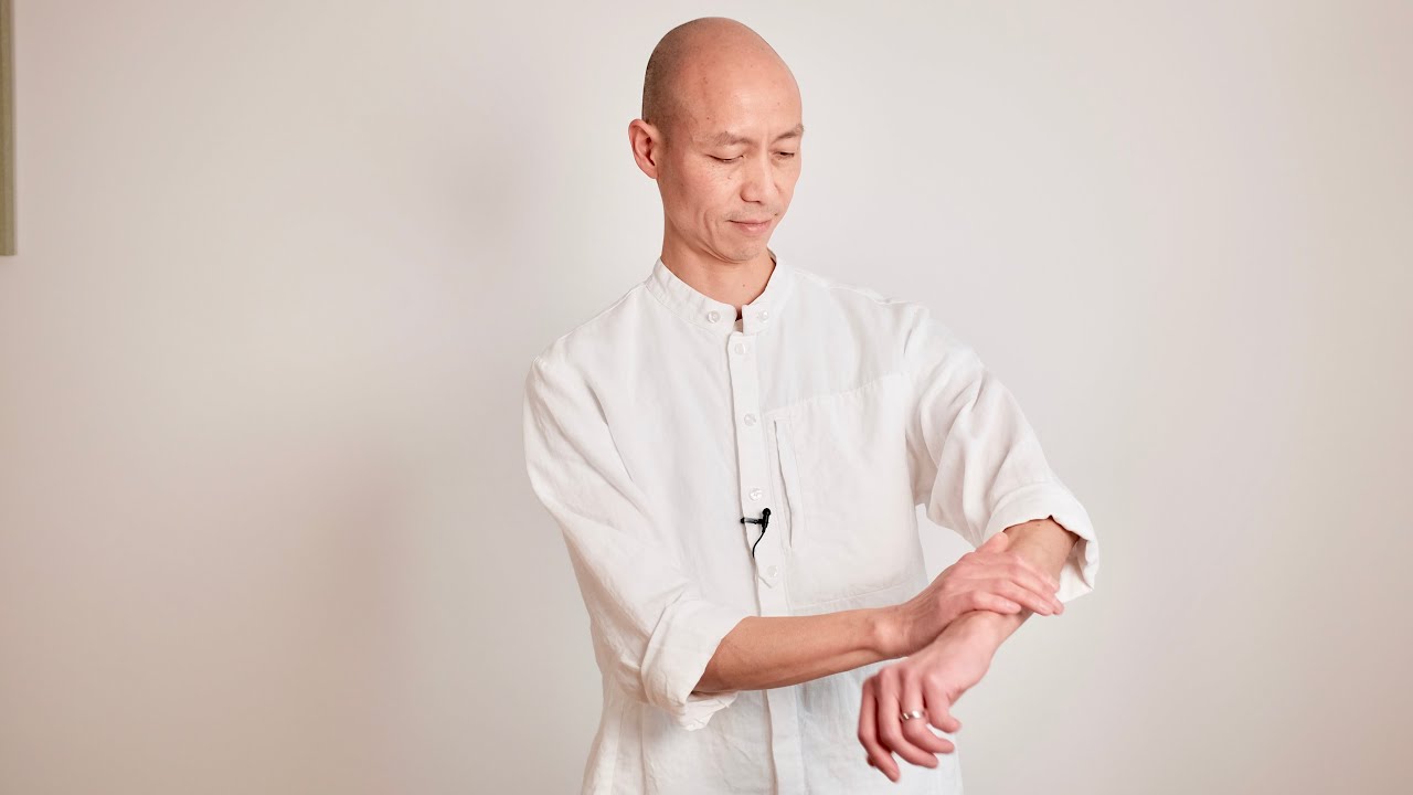 Qigong for Beginners: Tapping the Organs & Muscles Qigong