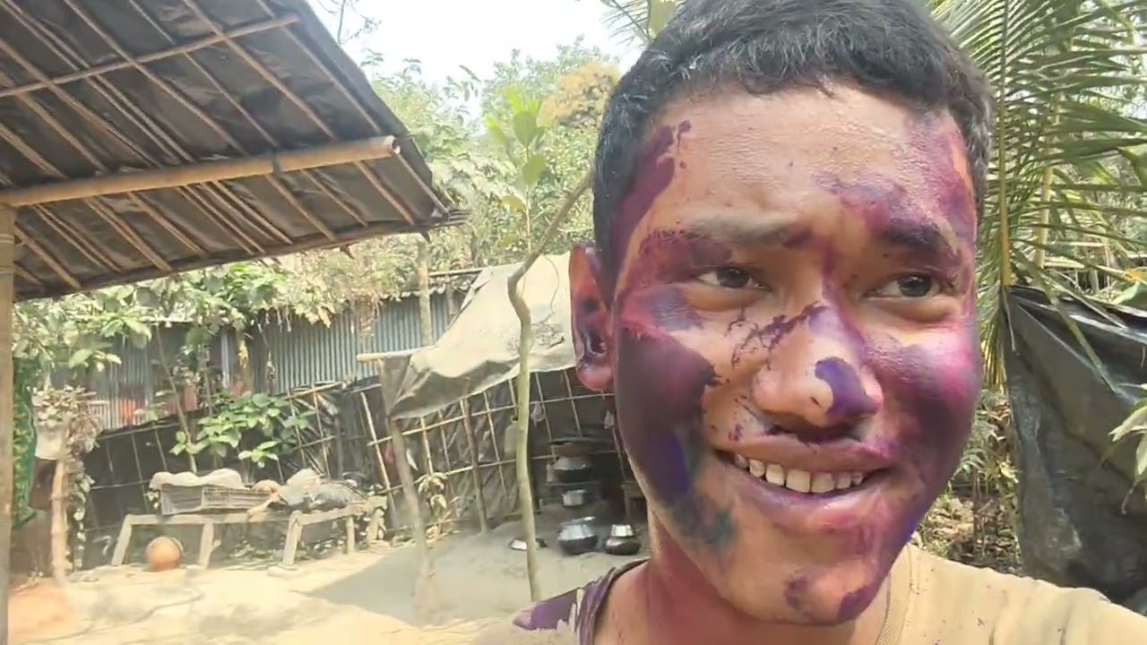 Holi mein gobar se rang khela 😂 sabko gobar se Rang laga  Diya