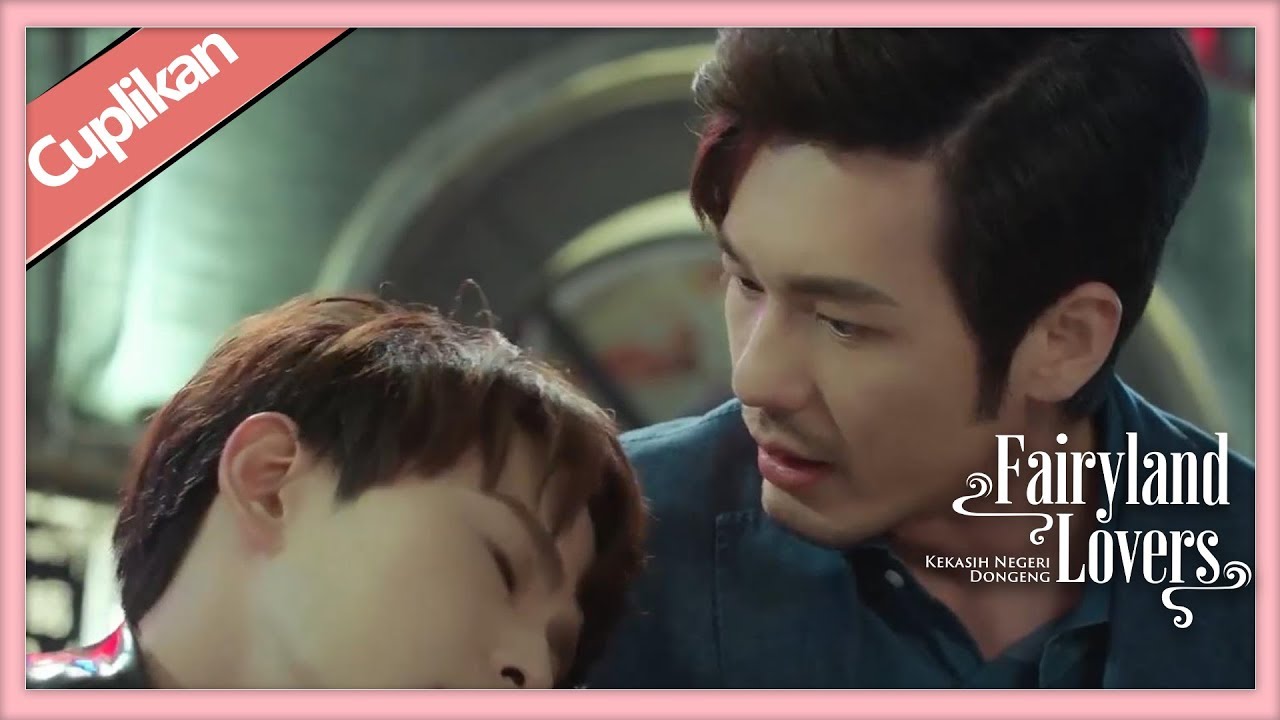 Fairyland Lovers (Kekasih Negeri Dongeng) | Cuplikan EP16 Part 3 Menolong | 蓬莱间 | WeTV 【INDO SUB】