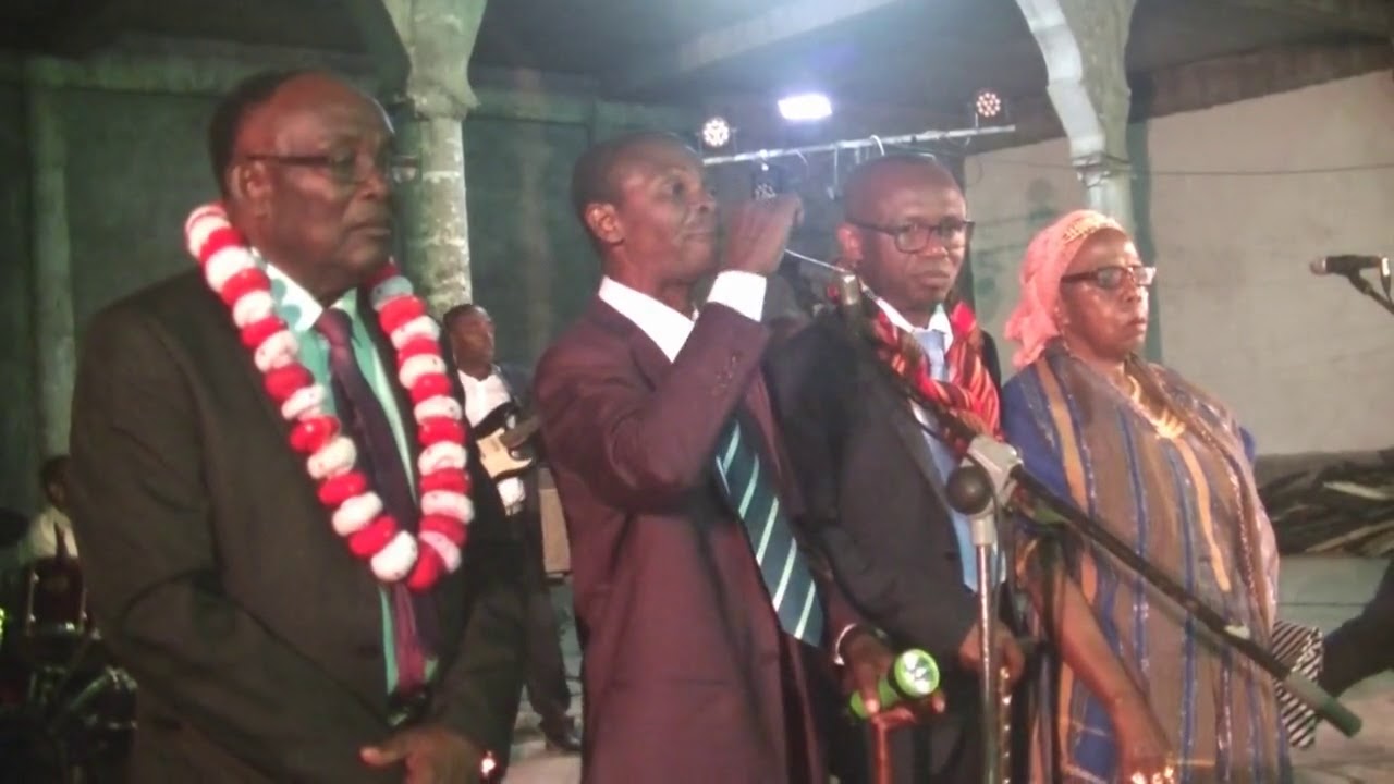 machouhouli de chofera et fatima djoumoichongo Toirabe Homme