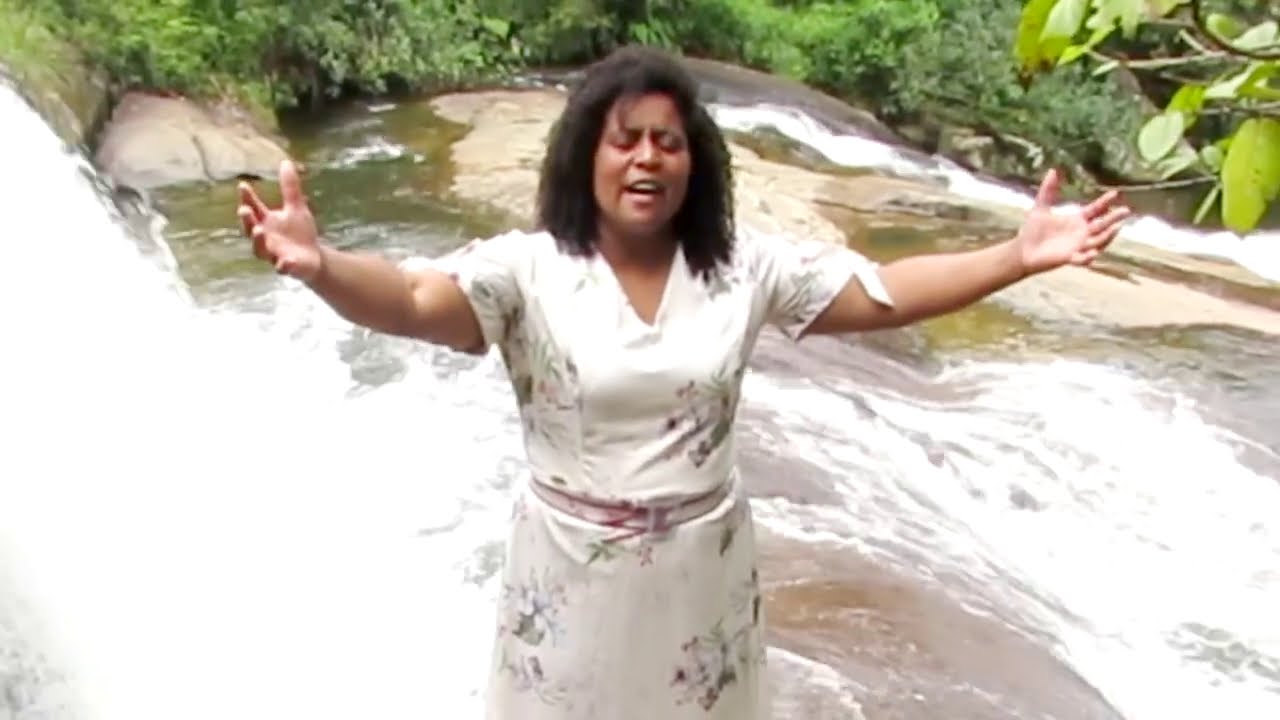 Silvana Souza hino CCb 91 no esconderijo do onipotente cover