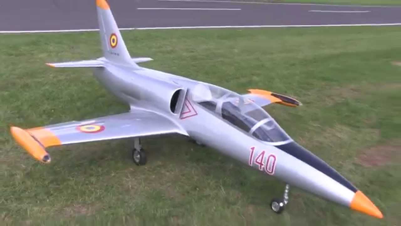 CARF L-39 mit Sch&uuml;beler DS-215-DIA HST auf der JetPower