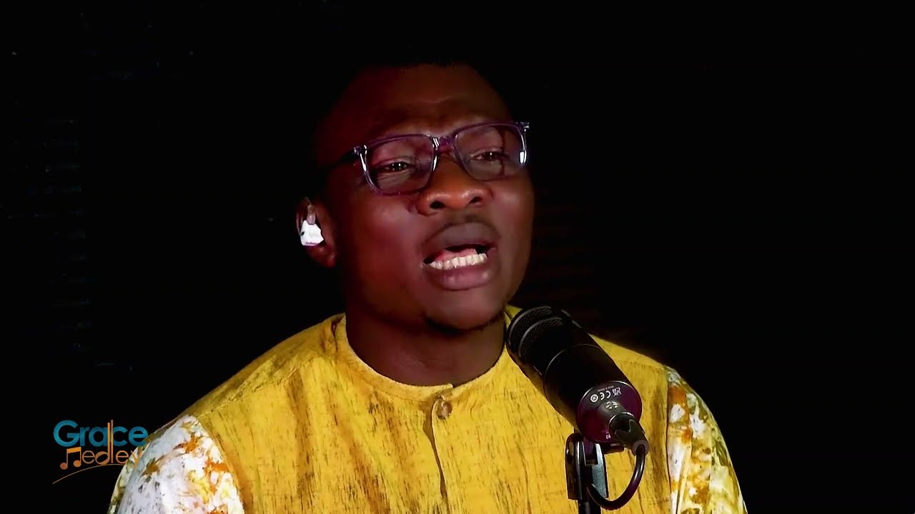 GRACE MEDLEY AVEC LE CHANTRE Jean Yaogho