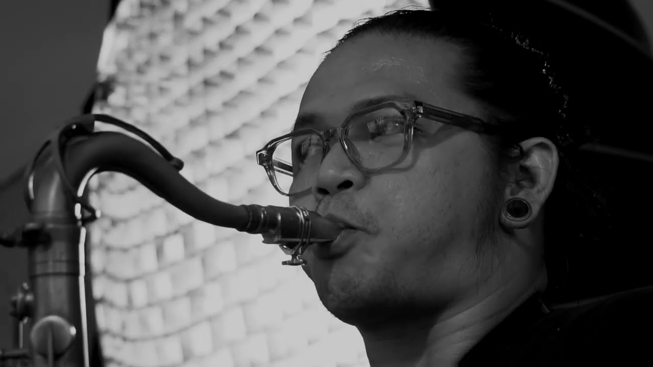 All Dressed up and nowhere to go Michael Franks cover - Peter Gontha