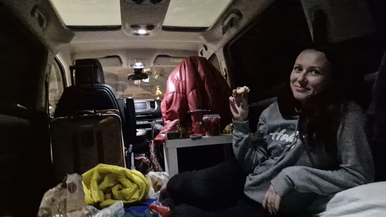 Nasz living room - jemy w komforcie i śpimy na dziko / Chorwacja zimą / Toyota Proace Verso camper 
