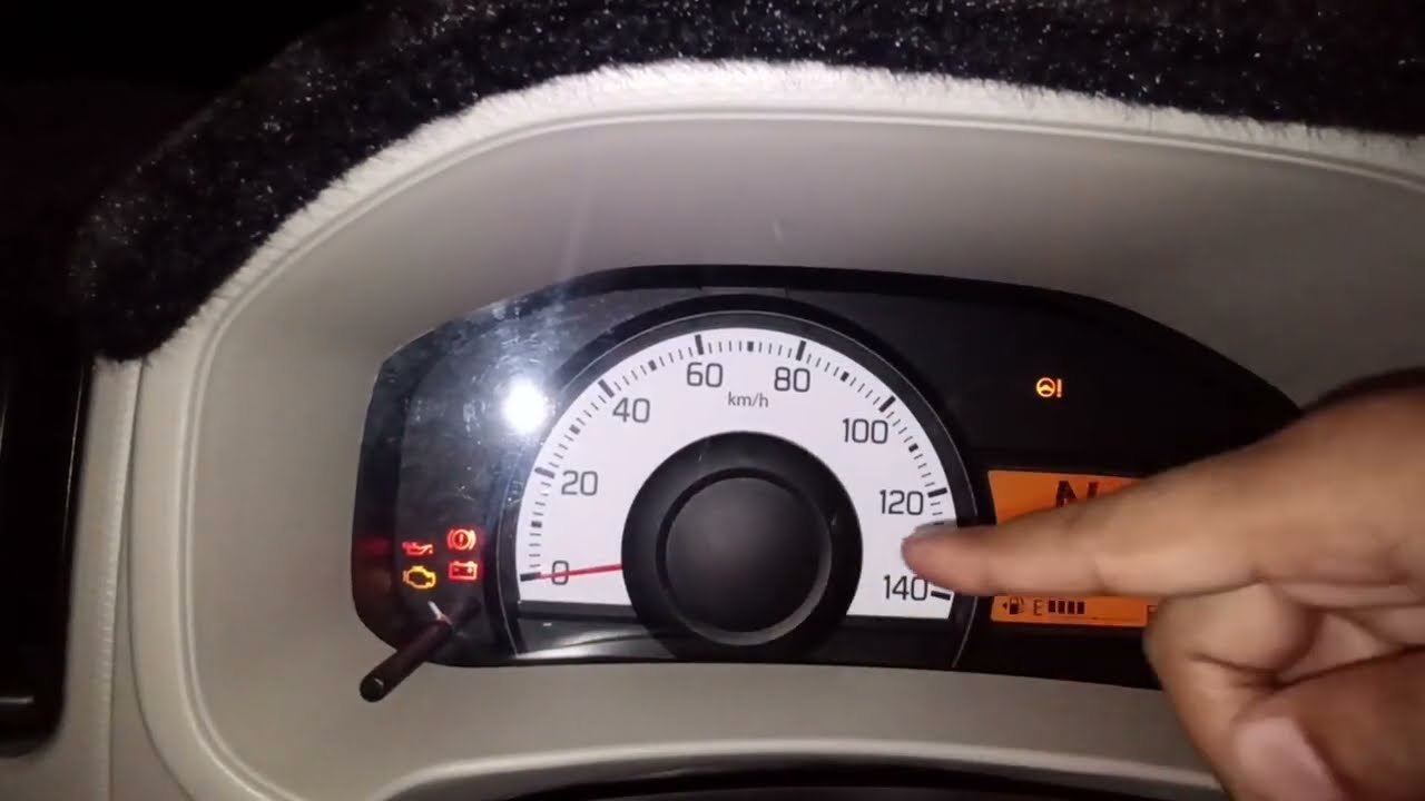 Interior detail of Suzuki Alto VXL 2024 Model || Difference Between Japanese And Pakistani Variant 