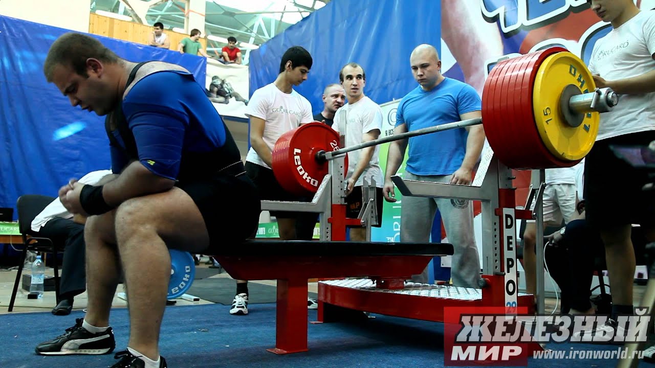 Naydenov Viktor World Record. Benchpress 407.5 kg @123 kg.
