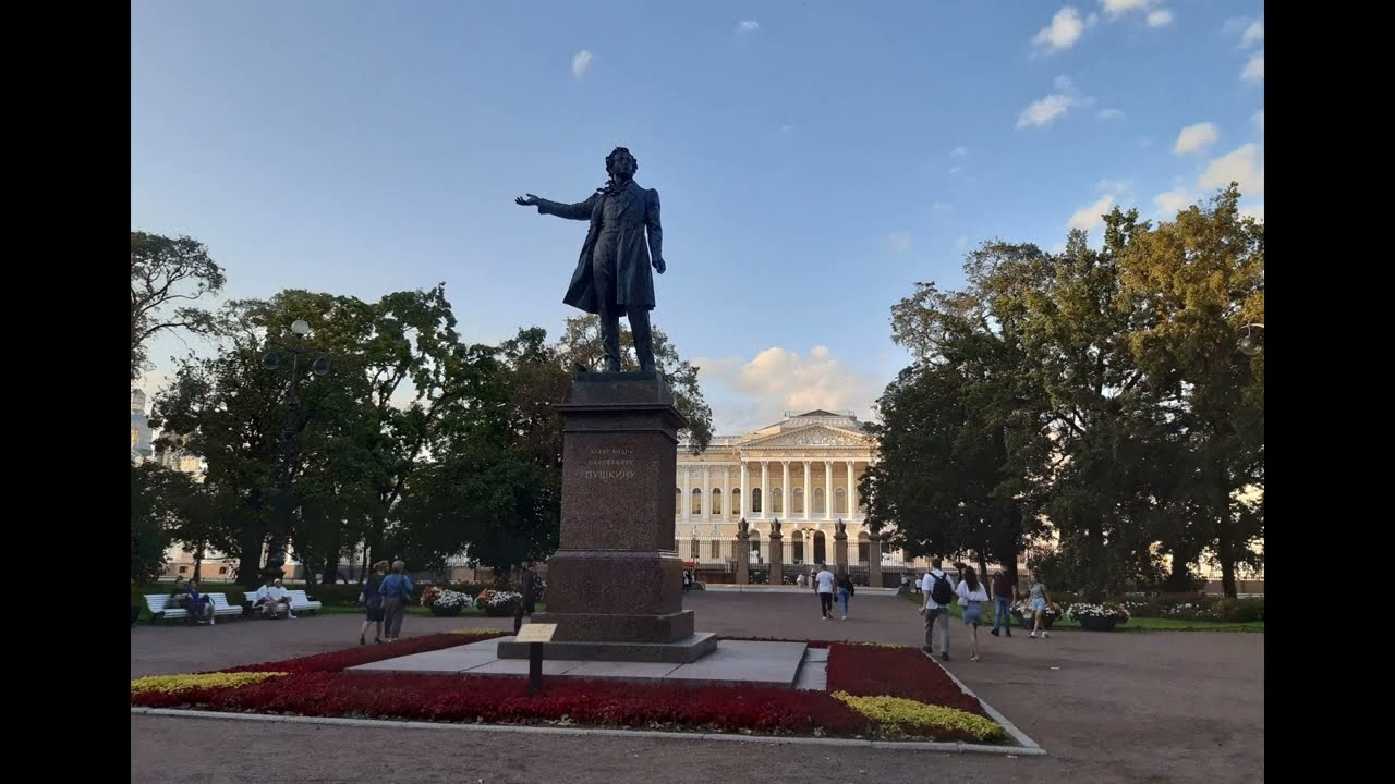 Романтическая прогулка по Петербургу с Александром Пушкиным