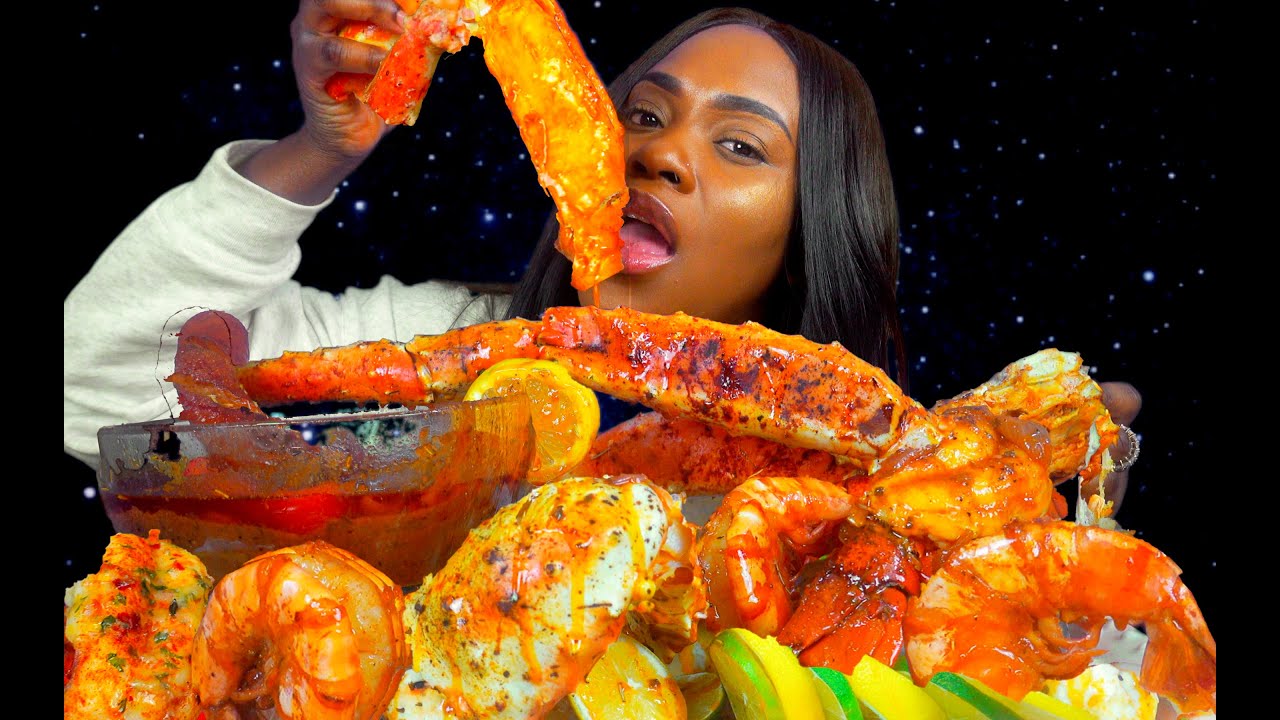 SPICY KING CRAB LEGS SEAFOOD BOIL MUKBANG | SMACKALICIOUS SAUCE, LOBSTER TAIL |@Bloveslife TAUGHT ME