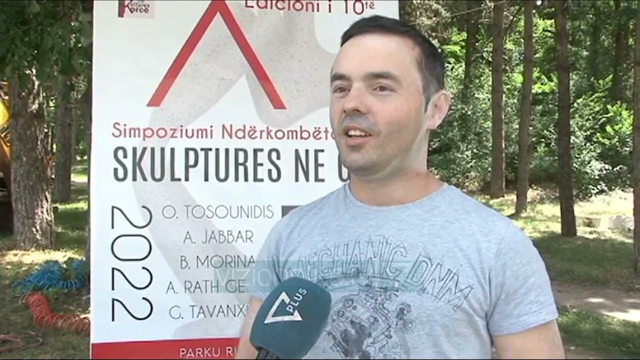 Skulptorët “pasurojnë” Korçën/ Artistë nga 5 vende do krijojnë vepra për parkun e qytetit -