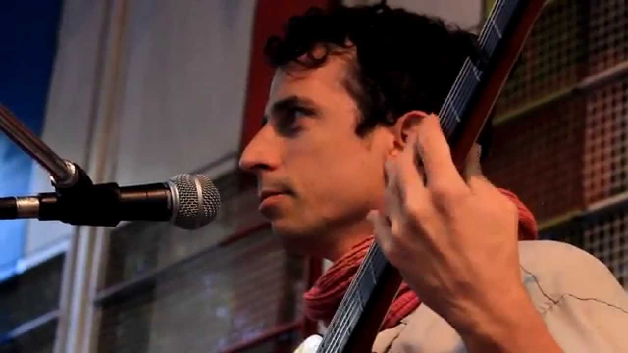 El niño caníbal - Luna Monti y Juan Quintero Del otro lado del árbol.