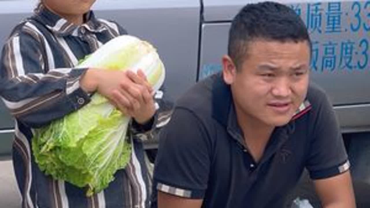 爸爸，你要加油哦&hellip;&hellip;#张书睿 #摆地摊 #记录生活