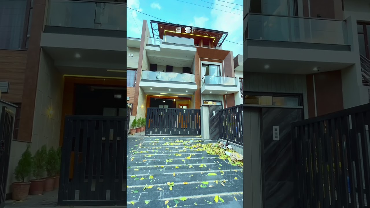 8283988788🏡Main Highway 100ft road facing House in MOHALI 