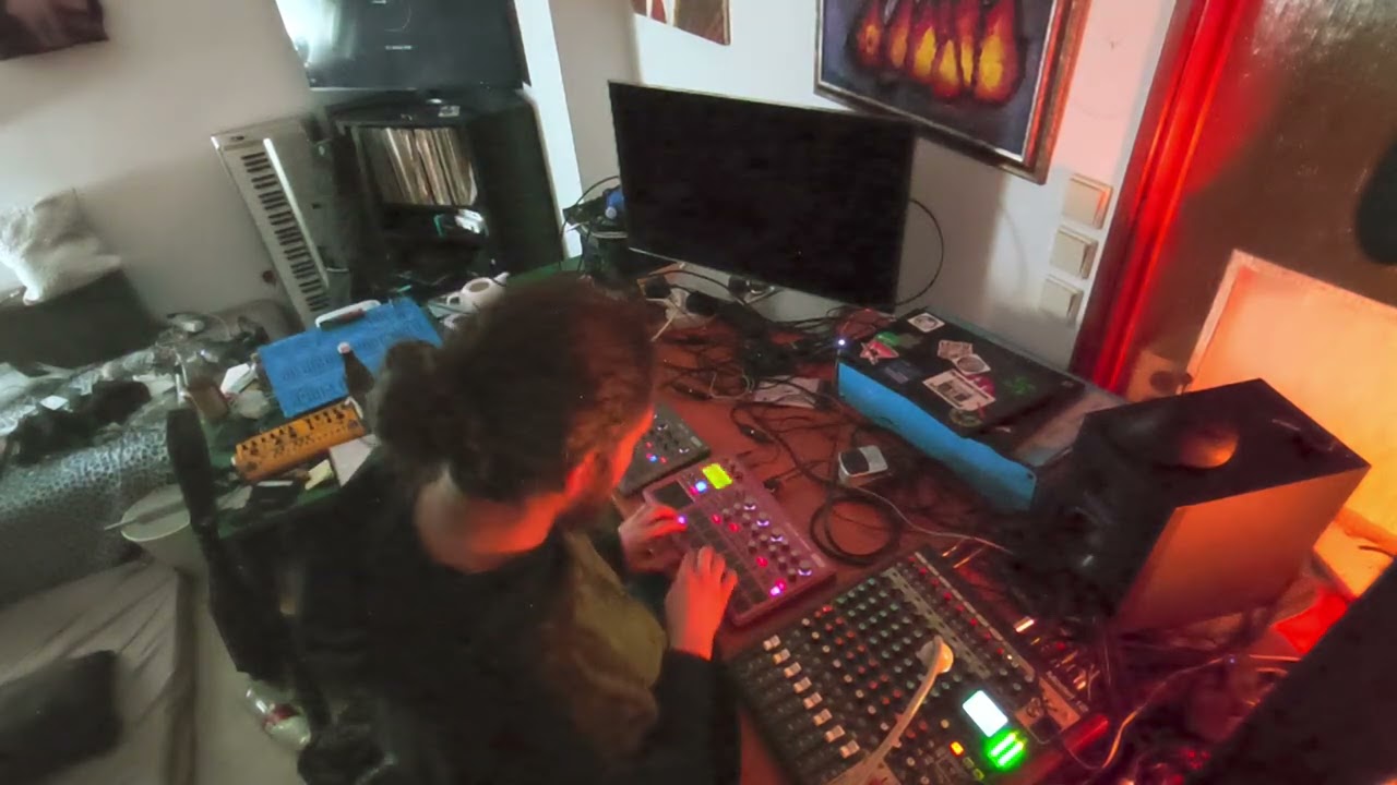 Chabbata (tekno/tribe/hardtrance/dnb/house/breaks jam live set) 108-200 bpm