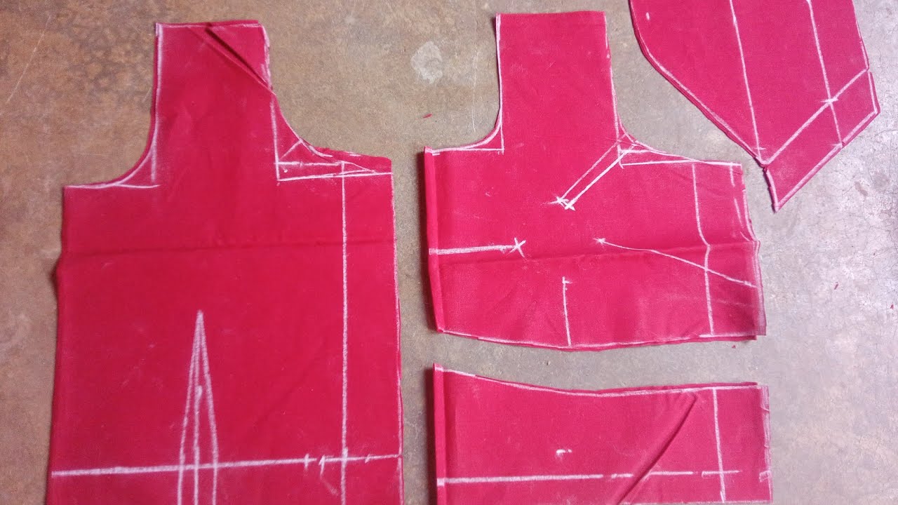 32 size simple blouse cutting/ ସହଜ୍ ରେ ବ୍ଲାଉଜ୍ କାଟ ବାର୍ ଆର୍ ସିଲାବାର୍ #blousedegign 