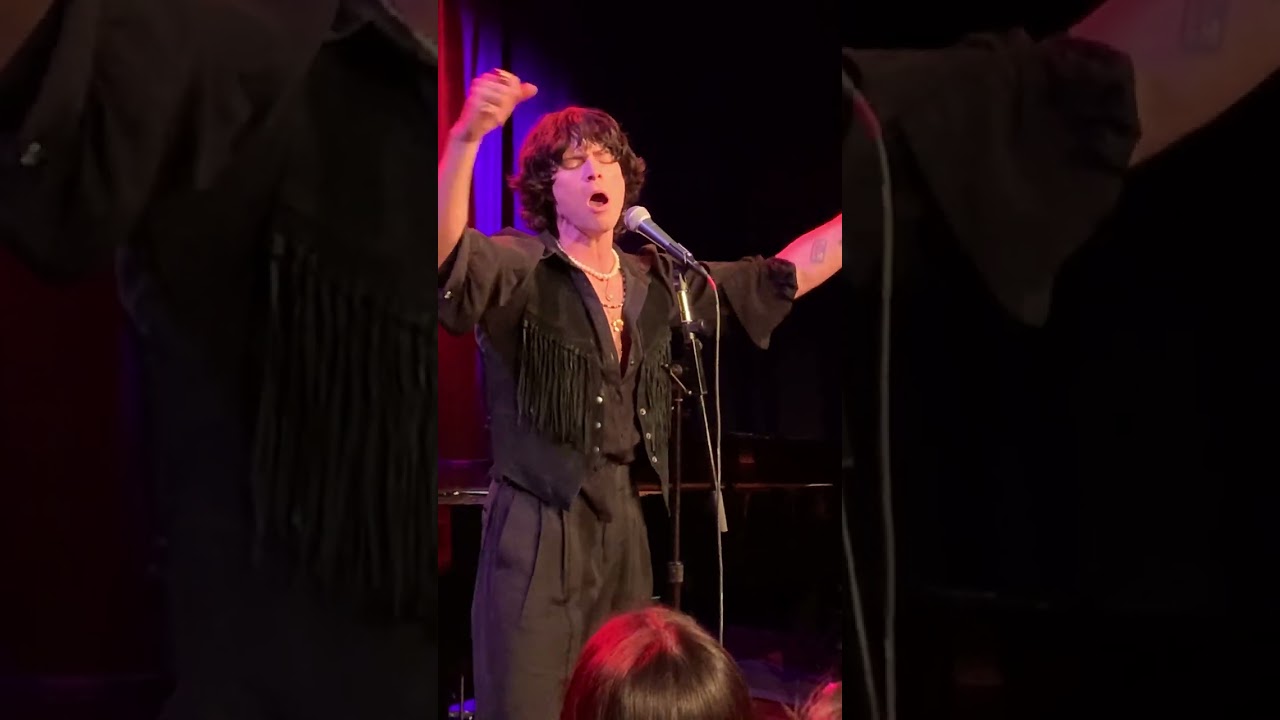 Акустический вечер со Спенсером Сазерлендом в Red Room в Cafe 939, 05.12.2025. Ты та, кого я хочу.